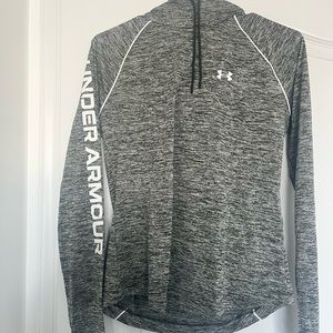 Under Armour Long Sleeve dri-fit small with hood